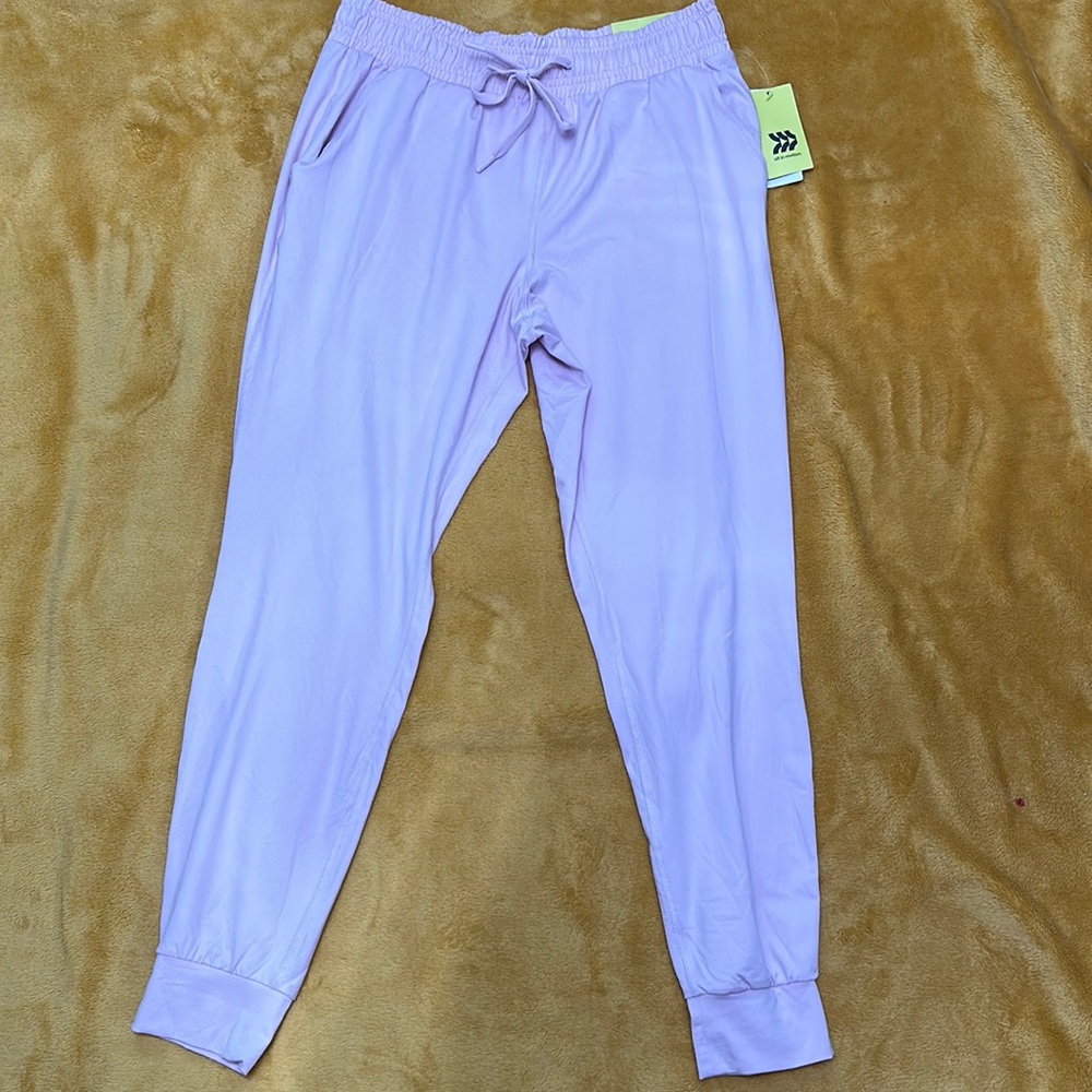 NWT all in motion joggers